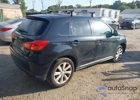 2015 Mitsubishi Outlander Sport Es z USA, uszkodzony, nr VIN 4A4AR3AW4FE037278